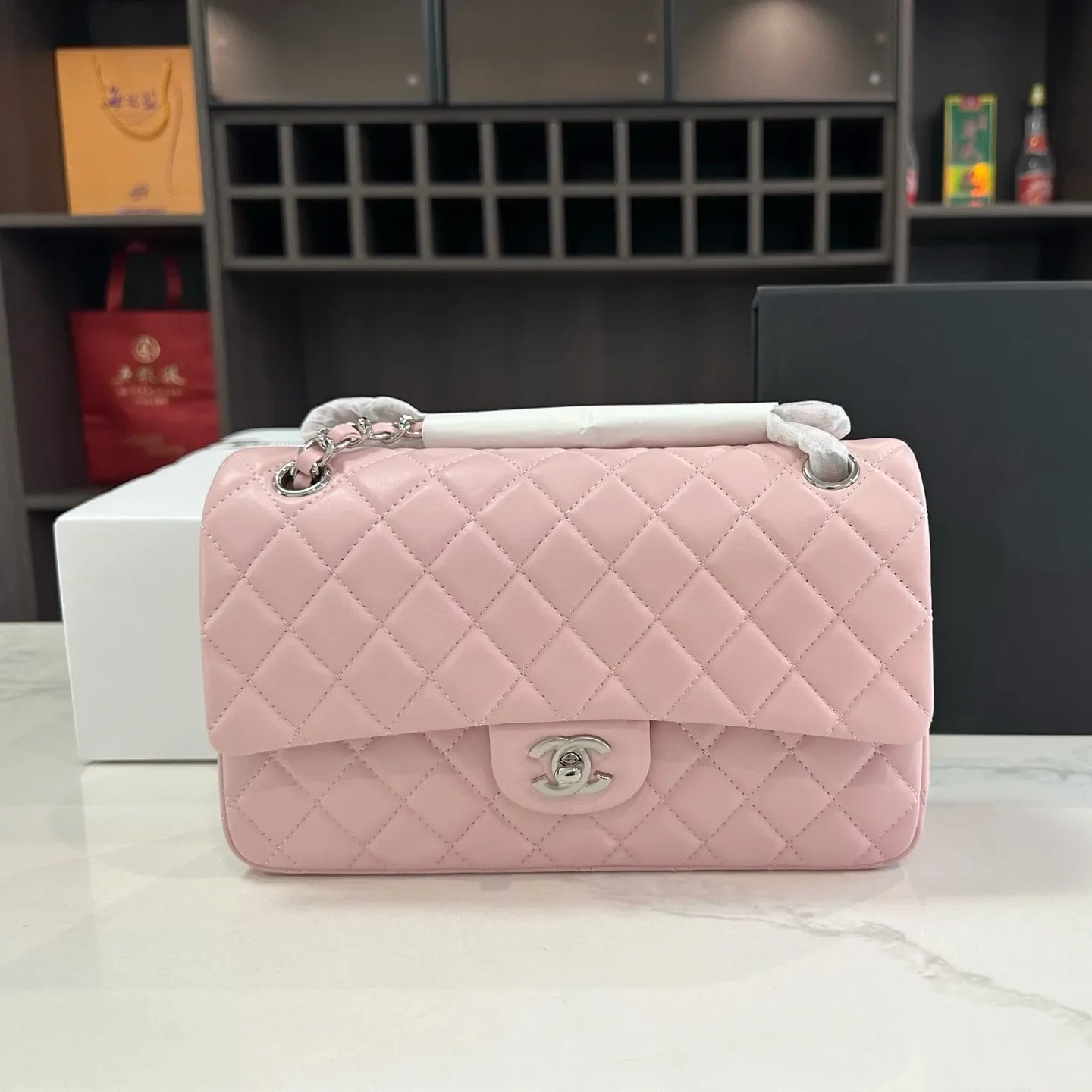 Women’s Luxury Handbag High-Quality Leather Classic Chain Quilted Bag