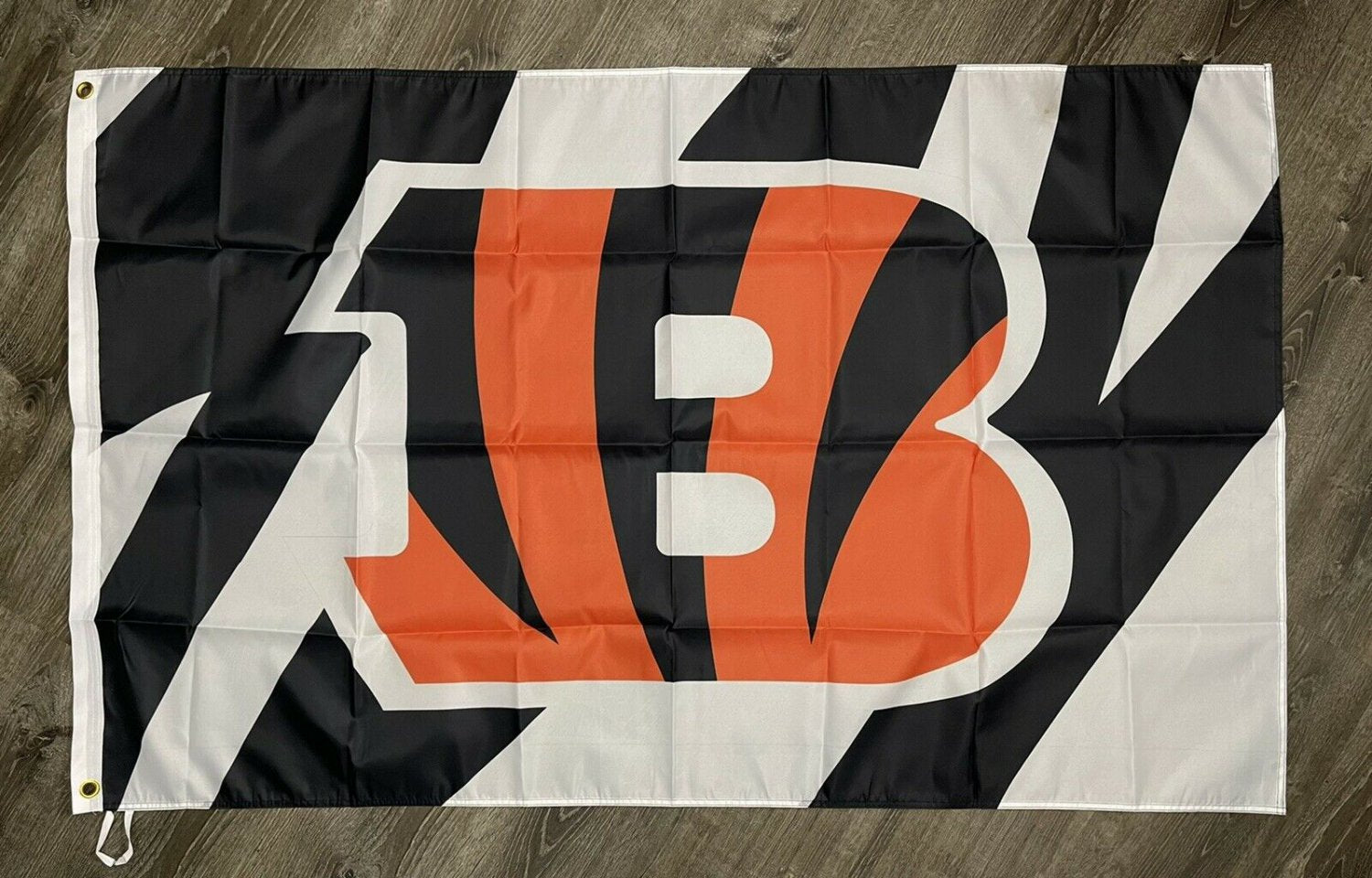 Cincinnati Bengals Logo Flag 3x5 ft Sports Banner Man-Cave Garage Bar Pub
