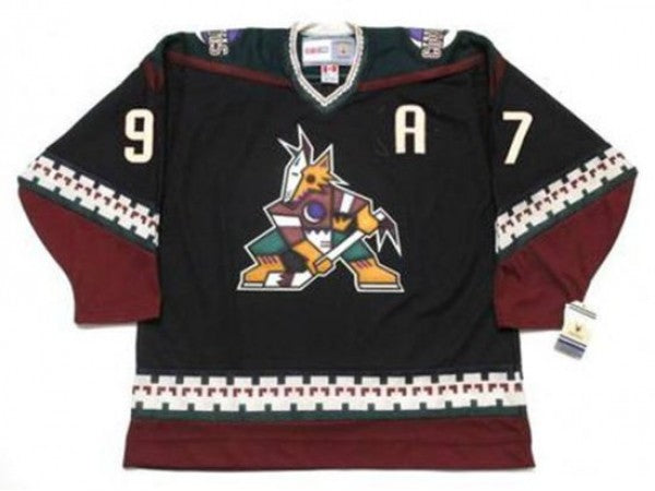 Phoenix Coyotes #97 Jeremy Roenick Black 1998 Vintage CCM Jersey