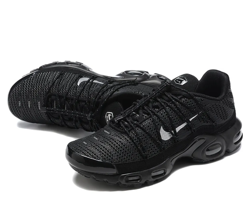 Air Max Plus Utility Black Metallic Silver Shoes Sneakers