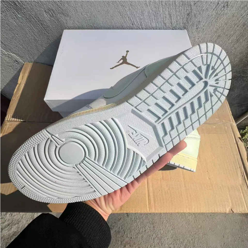 Air Jordan 1 Low Sail Aura Shoes Sneakers