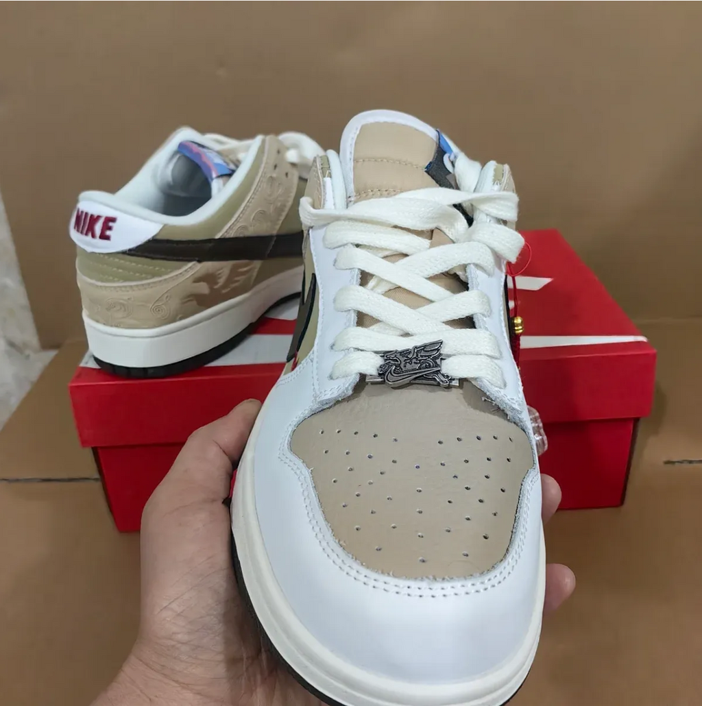 Dunk Low Year Of The Horse Shoes Sneakers