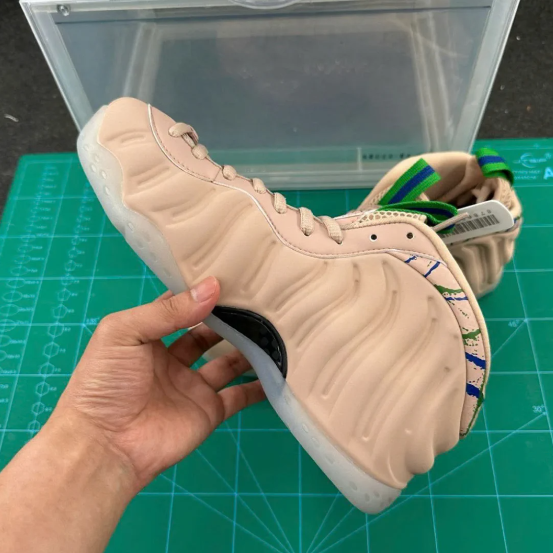 Air Foamposite One Particle Beige Shoes Sneakers