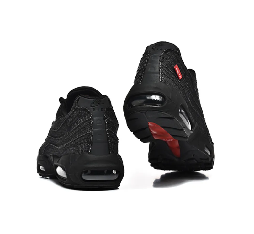 Levi’s x AM 95 Black Shoes Sneakers