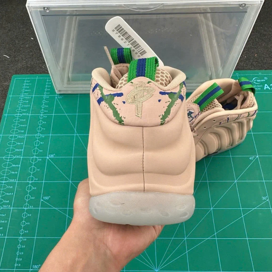 Air Foamposite One Particle Beige Shoes Sneakers