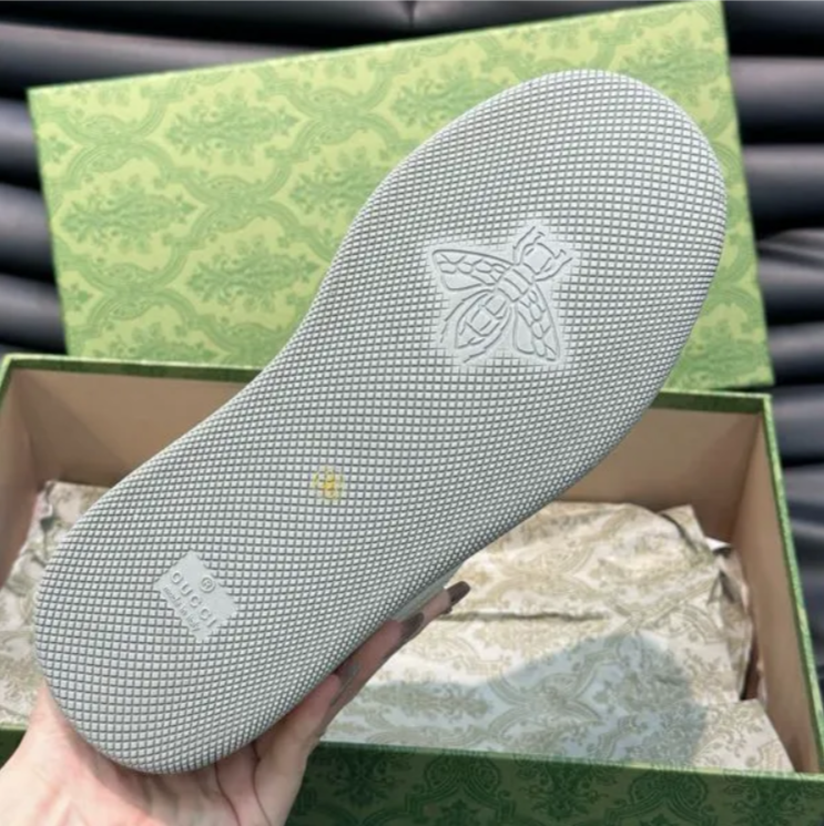GG Supreme Canvas Shoes Sneakers