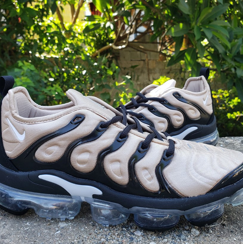 Air VaporMax Plus Black Beige Shoes Sneakers