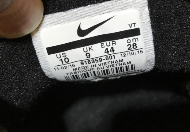 AM 95 Silver Bullet Shoes Sneakers