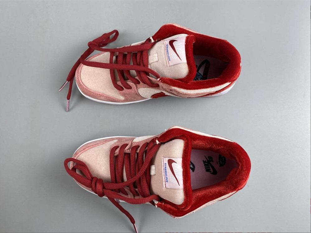 SB Dunk Low StrangeLove Skateboards Shoes Sneakers