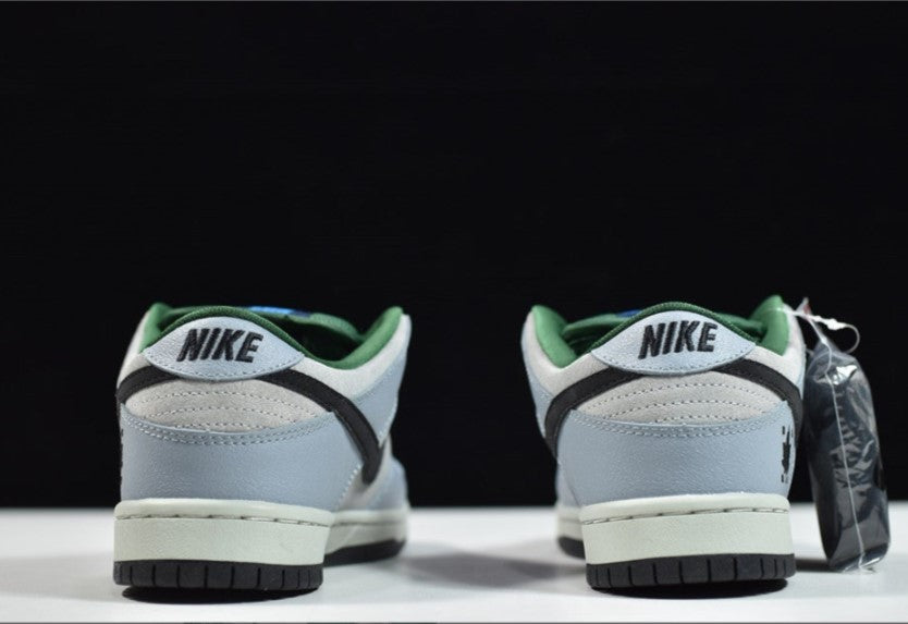 Nike SB Dunk Low Maple Leaf Central Park Shoes Sneakers