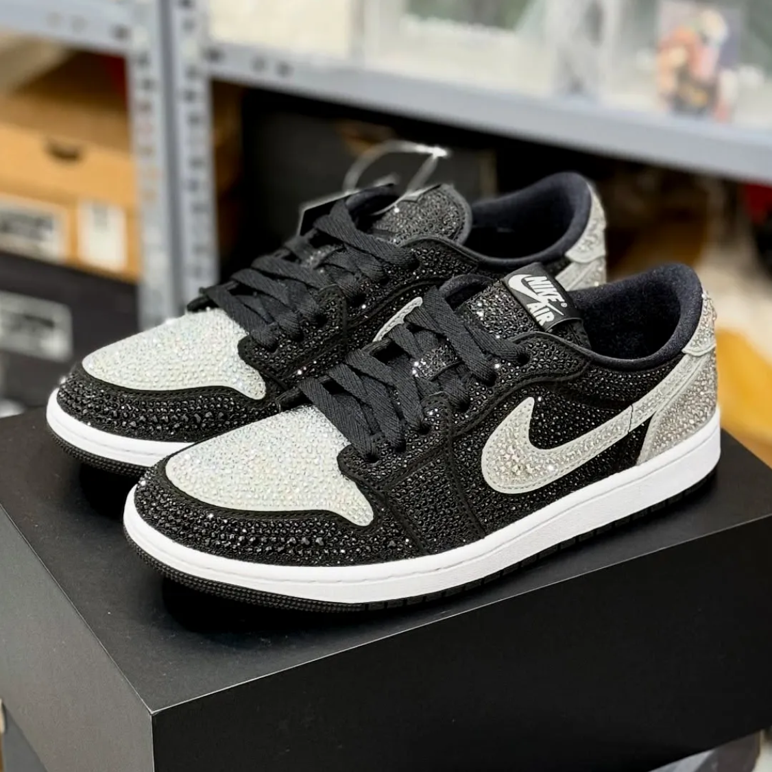 [Premium] Swarovski x Air Jordan 1 Low OG Stealth Shoes Sneakers