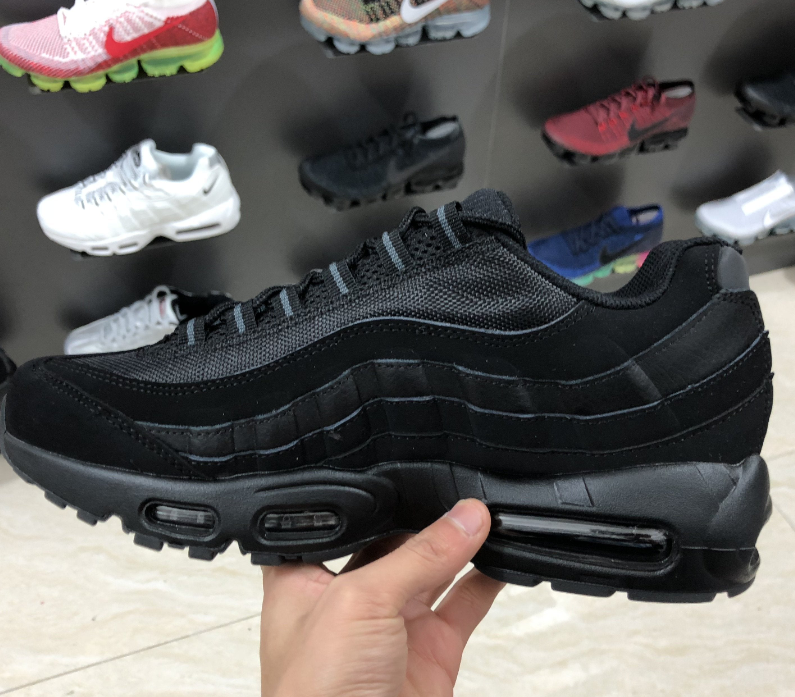 AM 95 Triple Black Shoes Sneakers