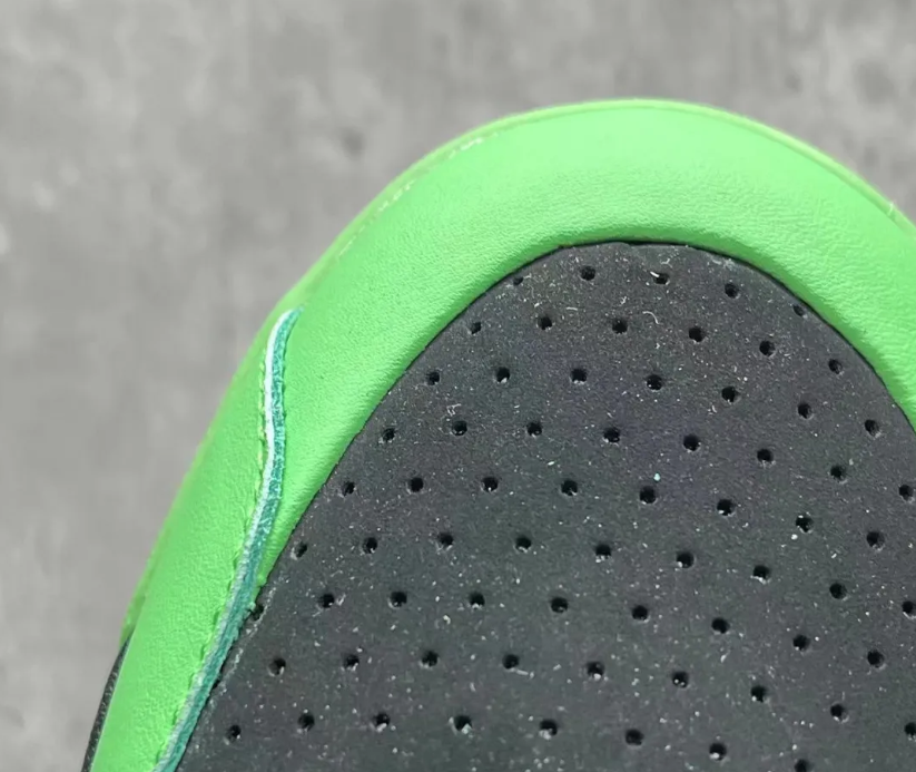 Travis Scott x Jumpman Jack Green Spark Shoes Sneakers
